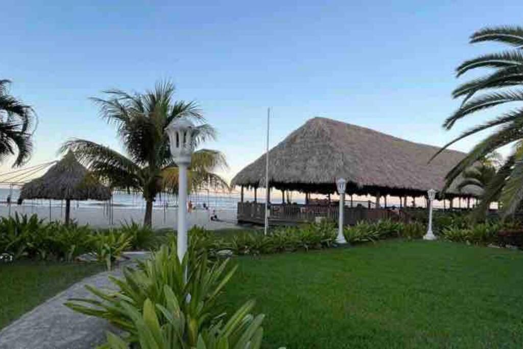 Villa De Ali In Palma Real La Ceiba Exteriér fotografie