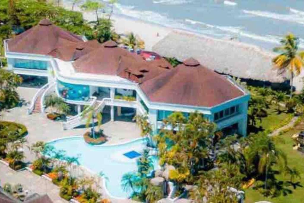 Villa De Ali In Palma Real La Ceiba Exteriér fotografie